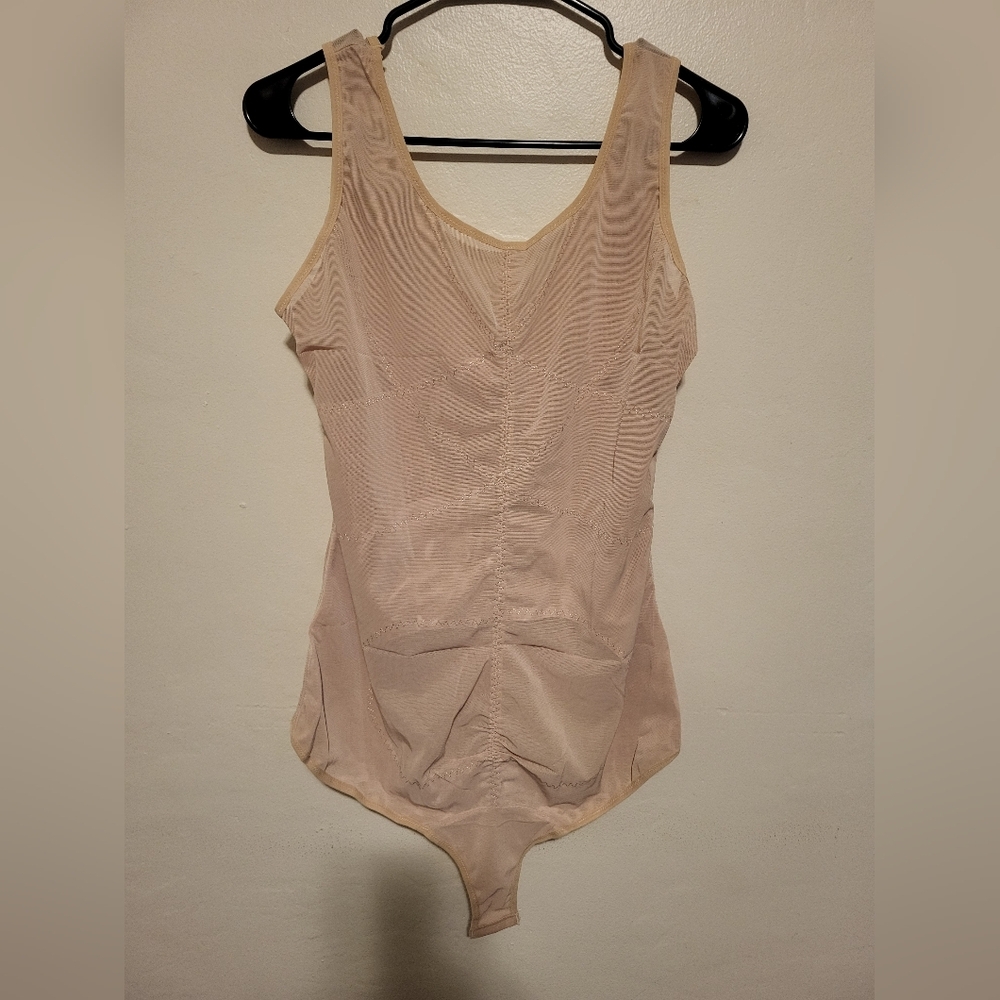 Women's Shapewear One Piece (Size 4XL)